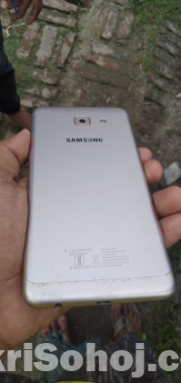 Samsung J7 Max